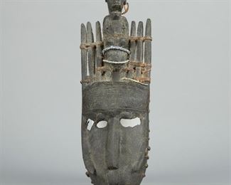 LOT 371: BAMBARA BAMANA AFRICAN MASK WITH FIGURE