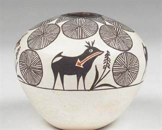 LOT 390: MARIE AND GILBERT CHINO ACOMA POTTERY JAR