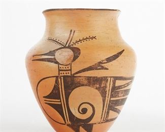 LOT 398: SADIE ADAMS HOPI PUEBLO TEWA "BIRD" POTTERY VASE