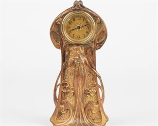 LOT 414: VICTORIAN ART NOUVEAU GILDED METAL WIND UP TABLE CLOCK