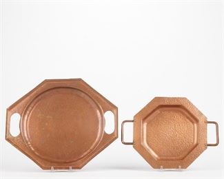 LOT 454: PAIR OF COPPER ARTS & CRAFTS SERVING TRAYS