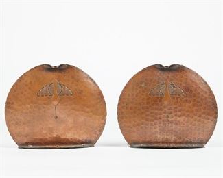 LOT 458: CRAFTSMEN STUDIO MARKED ARTS & CRAFTS COPPER BOOKENDS