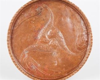 LOT 461: AESTHETIC MOVEMENT HAND WROUGHT COPPER TRIPLE FISH TRAY