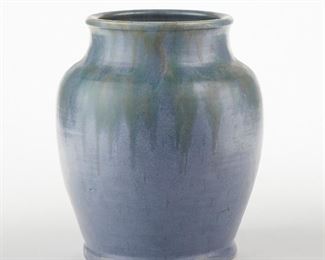 LOT 484: UPCHURCH ARTS & CRAFTS POTTERY VASE