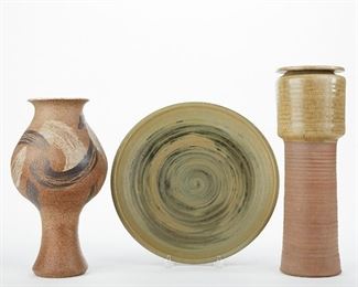 LOT 503: GRP: 3 AMERICAN STUDIO POTTERY PIECES
