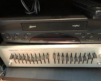 Electronics  Zenith VHS - Realistic  equalizer