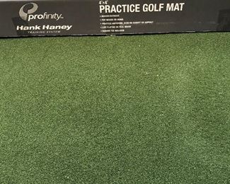 Golf practice mat