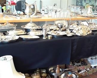 There is still a large selection of silver plated items for entertaining or gifting.
