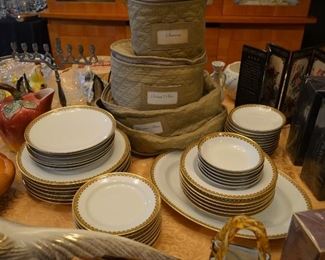 Excellent Havilland Limoge china Set Serve of 6