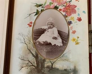 Antique 1800s Victorian photo album with photos!
