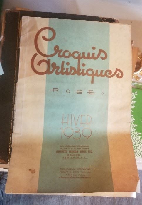 Rare find a Croquis Artistiques Robes 1939