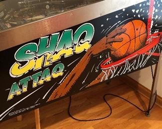 Gottlieb Shaq Attaq pinball machine