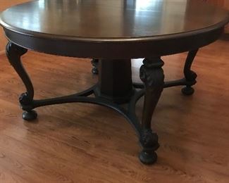 Antique Dining Room table 54 x 29 has pads and leafs 