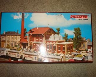 SMALLS Area:  A VOLLMER HO 5609 brewery kit (from Germany, of course)  is ready to be built.