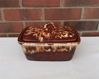 Roseville Covered Casserole Dish