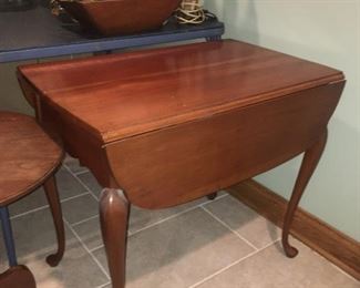 Drop leaf Side Table