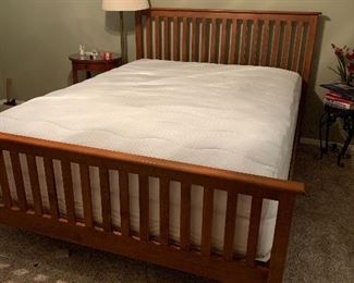 queen bed (without mattress)