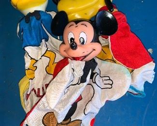 Vintage Disney Puppets, Minnie was added. 