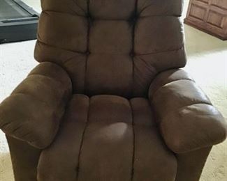 1 of 2 La-Z-Boy Recliners in Excellent Condition.  $200.00 EACH