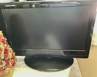 Insignia 18" TV/DVD player