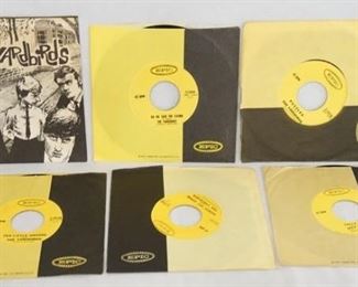 1033 1033	LOT OF FIVE YARDBIRDS 45S & ONE JEFF BECK, ALL IN ORIGINAL SLEEVES ONE HAS PICTURE SLEEVE
