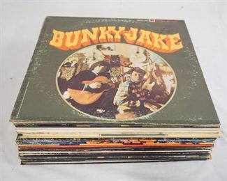 1047 1047	LOT OF 25 FOLK ALBUMS; BUNKY & JAKE, ONE MY WAY BARBARA DANE, FRED NEIL, TIME ROSE LOVE A KIND OF HATE STORY, COMING ATTRACTION LIVE! THIS IS TIM HARDIN (SEALED) WE SHALL OVERCOME PETE SEEGER, THE MUGWUMPS, DANGEROUS SONGS!? PETE SEEGER, PETE SEEGER I CANN SEE A NEW DAY, JOHN STEWART IN CONCERT, ELLEN MCILWAINE HONKY TONK ANGEL, PETE SEEGER'S GREATEST HITS, PETE SEEGER WAIST DEEP IN THE BIG MUDDY AND OTHER LOVE SONGS, THE DYNAMIC O.C. SMITH, JUDY RODERICK AIN'T NOTHING BUT THE BLUES, CASEY ANDERSON BLUES IS A WOMAN GONE, CASEY ANDERSON *LIVE* AT THE ICE HOUSE, THE GATEWAY SINGERS AT THE HUNGRY I, THE JOURNEYMEN NEW DIRECTIONS IN FOLK MUSIC, THE BEST OF THE WEAVERS, JUDY HENSKE LITTLE BIT OF SUNSHINE... LITTLE BIT OF RAIN, PHIL OCHS REHERSALS FOR RETIREMENT,  THE ELUSIVE BOB LIND ( TWO COPIES ONE IS STEREO ON IS MONO-MONO IS SEALED W/ SOME SMALL TEARS AT EDGE OF CELLOPHANE) 
