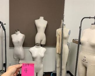 Lot 4: mannequins