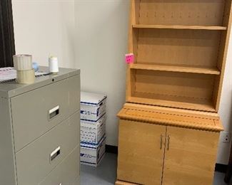 Lot 10: bookshelf, filing cabinet
