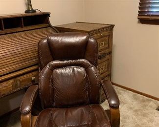 Leather desk chair.  Super comfortable and in perfect condition.