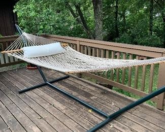 Wonder hammock - always stored indoors =  great condition