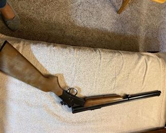 Savage 24-E o/u 22cal top, 20 gauge under