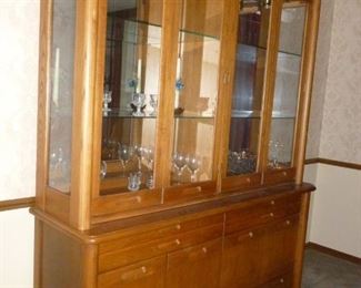 Thomasville China Cabinet