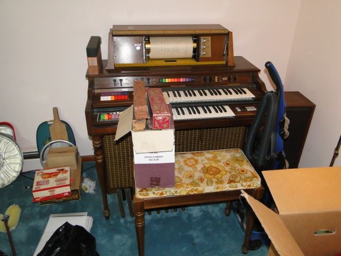 Player Piano and rolls unsure of condition