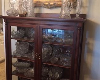 Display case (china cabinet or book case).. perfect size and in excellent condition!