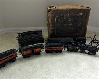 Train set toy American Flyer circa 1915 with it's original box and several tracks.