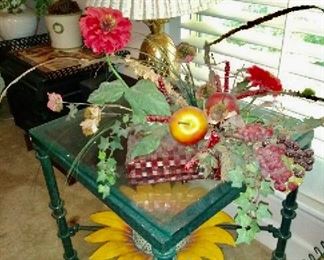 Brass Pineapple Lamp -- 20.00                                                Door Decor -- 10.00                                              
Table 50.00