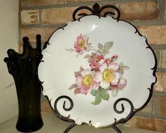 Schumann Plate -- 10.00                                                                              Brown smoke glass vase -- 10.00                                                          Plate stand -- 10.00