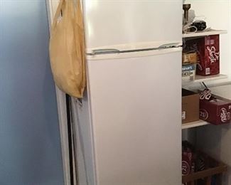Criterion garage fridge/freezer