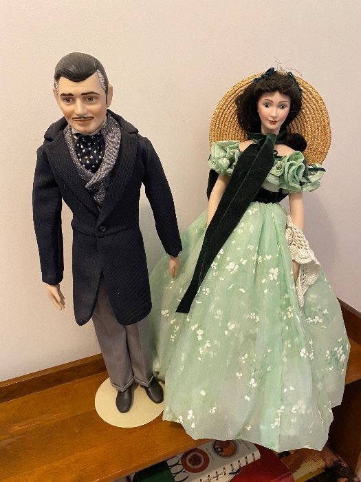 Franklin Mint Rhett Butler and Scarlett O'Hara BBQ at 12 Oaks dolls