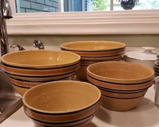 $25 Set, Vintage pottery bowls