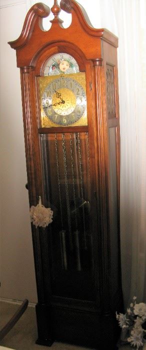 Colonial grandfathers clock  BUY IT NOW $ 495.00