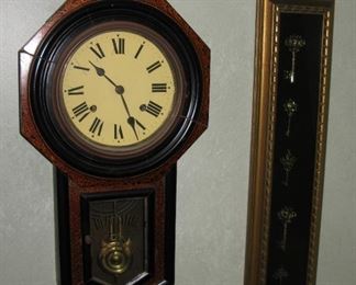 REGULATOR CLOCK WORKS AND WITH KEY           
           BUY IT NOW $ 160.00