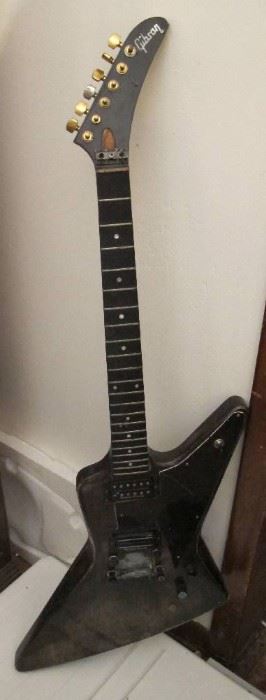 Gibson Guitar.  BID ONLINE at https://narhiauctions.hibid.com/auction/231629/online--robert-j--strong-estate/