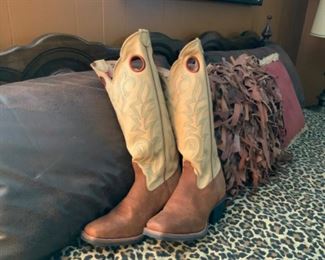 Tony Lama Boots-new condition