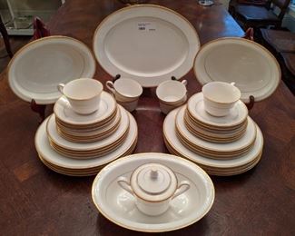 42-piece set of Noritake "Linton" china, active pattern since 1966.