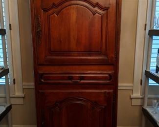 Wonderful French walnut bonnetiere, the finishing piece for the glorious dining room suite.