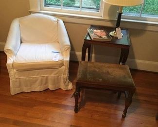 Slipper chair, vintage table and vanity bench