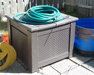 Rubbermaid hose storage & deck box