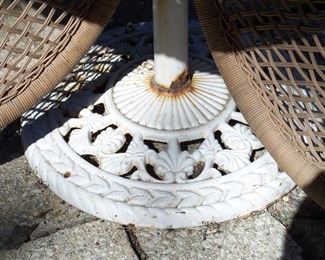 Cast iron umbrella stand