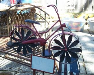 Bicycle garden wind spinner
